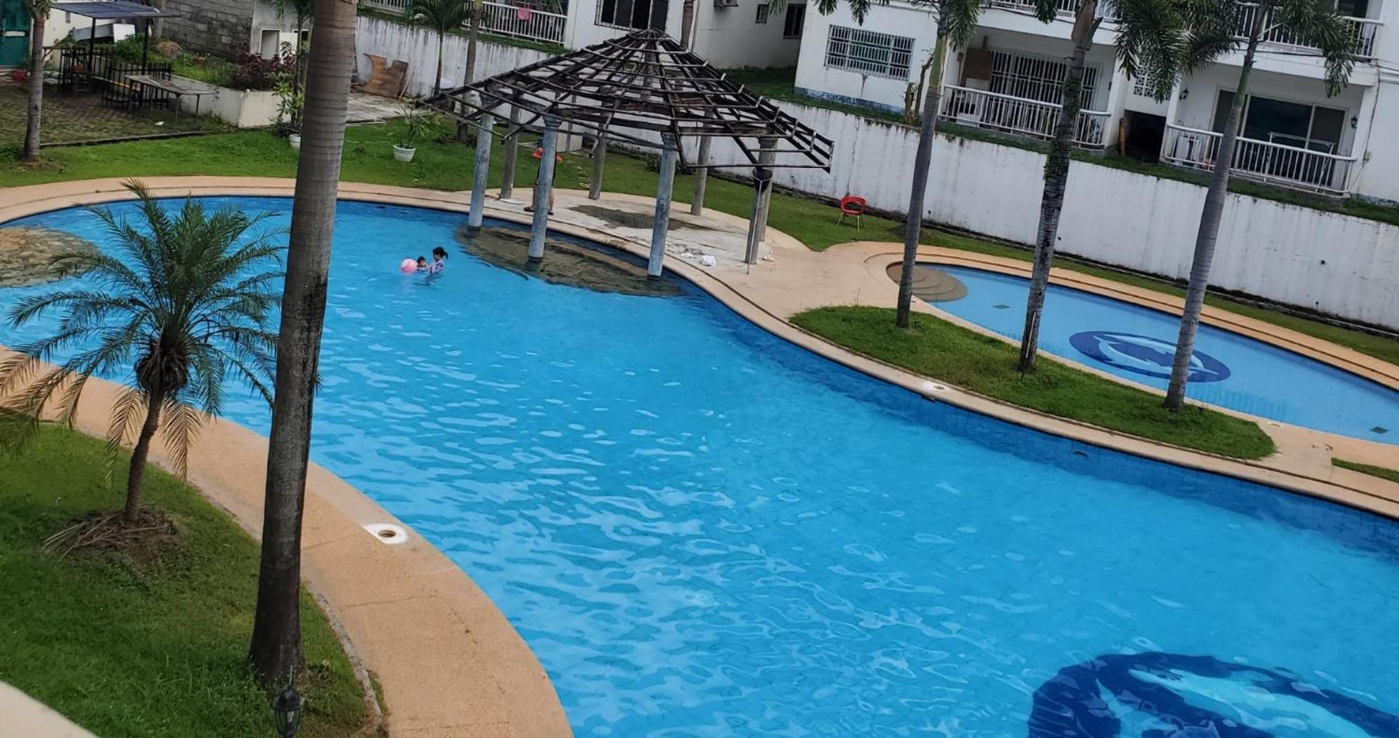 Aston Stay And Villas Mabalacat Exterior foto