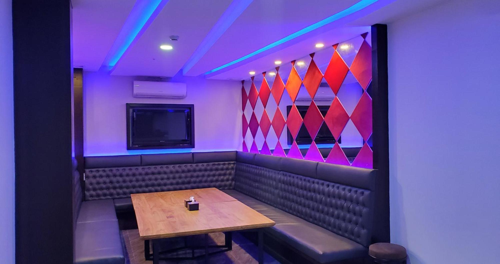 Aston Stay And Villas Mabalacat Exterior foto